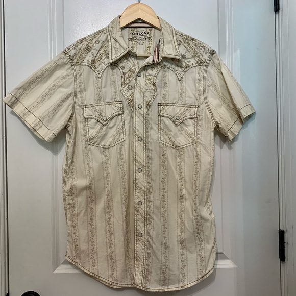 Arizona Jeans Co. western style women’s button up shirt - Picture 11 of 13
